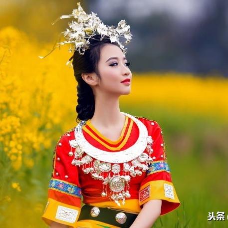 《冰火创世纪》传达的深刻道理：权利、信仰与人性在冲突中的启示