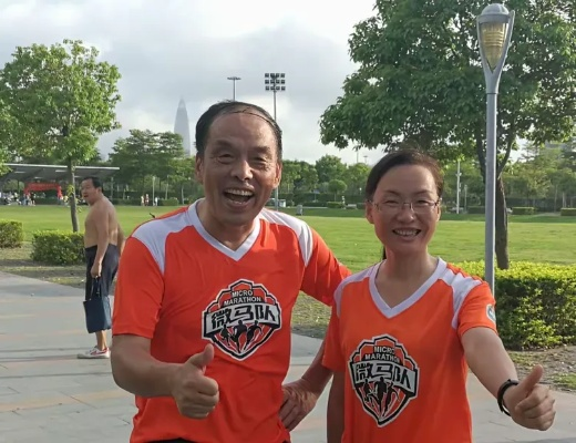 爷爷奶奶向前冲：勇往直前，笑对人生，永保年轻活力，享受美好时光!